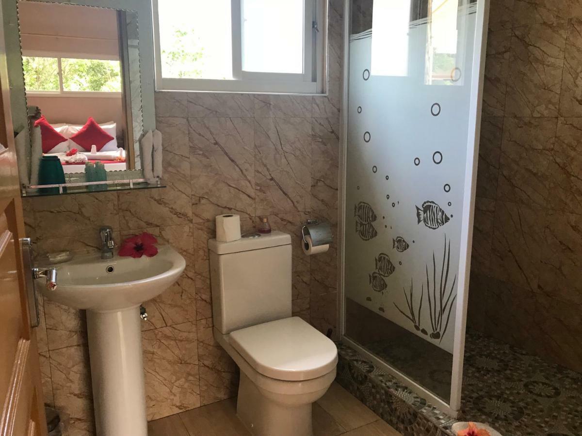 Mountain Lodge Anse Volbert Village Dış mekan fotoğraf